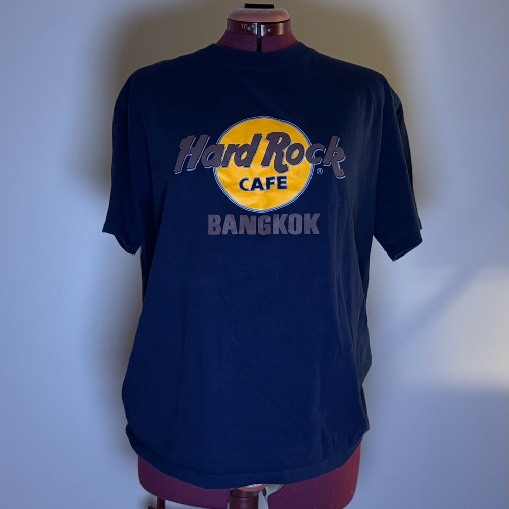 Vintage 90’s single stitch Hard Rock Cafe Bangkok t-shirt